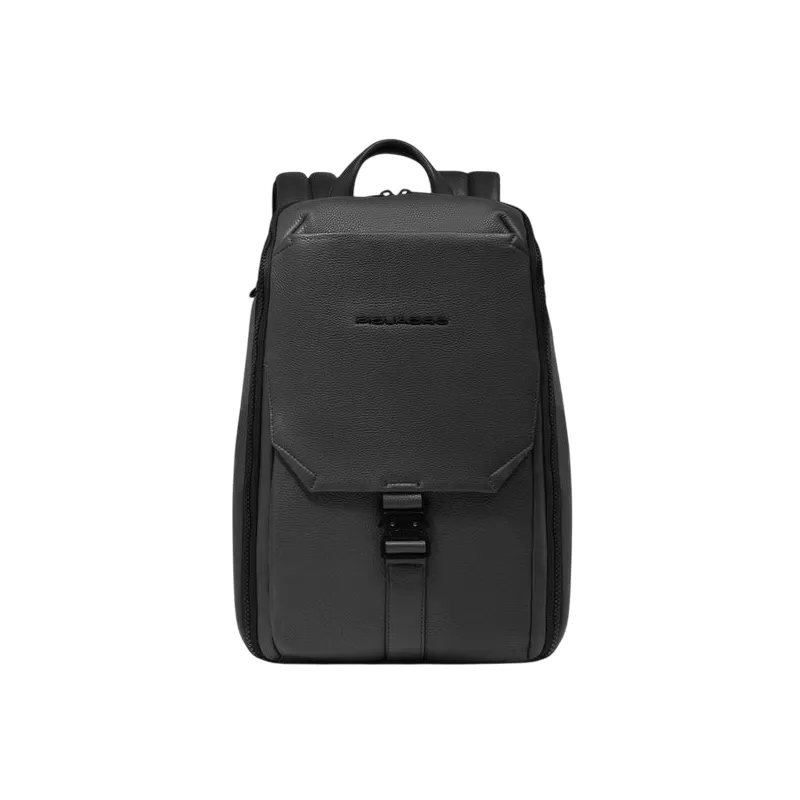 Piquadro Than small leather backpack with 13.3 laptop...