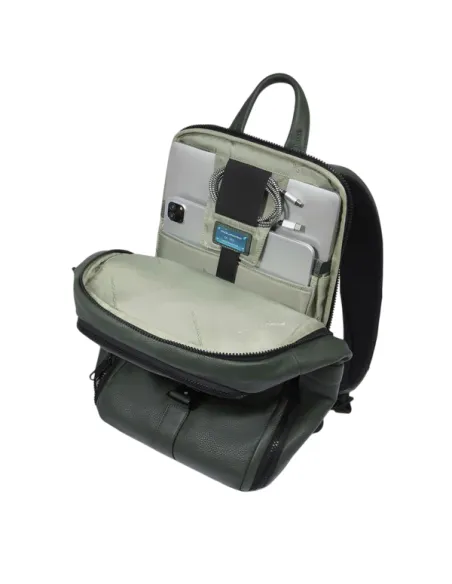 Piquadro Than medium leather computer backpack, green