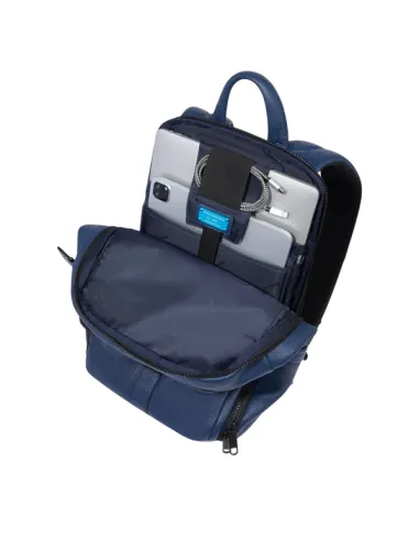 Piquadro Than medium leather computer...