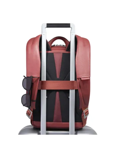 Piquadro Than small leather backpack...