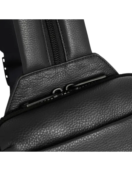 Piquadro Than Umhängetasche/Rucksack, schwarz