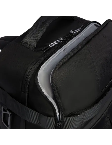 Zaino da viaggio porta PC e iPad® in tessuto riciclato Piquadro Arne, nero