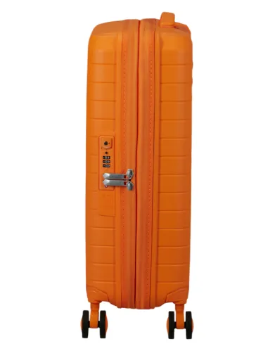 American Tourister FastForward...
