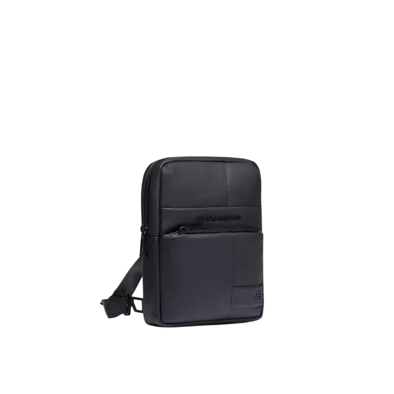 Piquadro C2OW small men's cross-body bag, black 2
