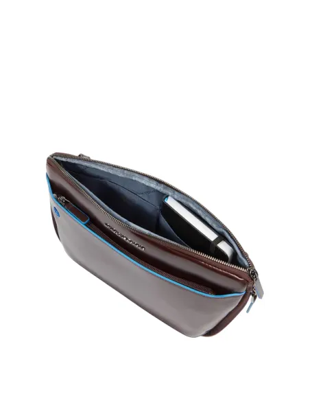 Piquadro Blue Square erweiterbare flache Gürteltasche, dunkelbraun