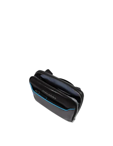 Piquadro Blue Square kleine horizontale Leder-Umhängetasche, schwarz