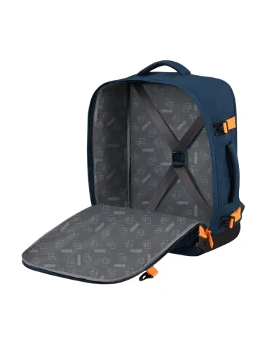 Mittelgroßer Reiserucksack mit...