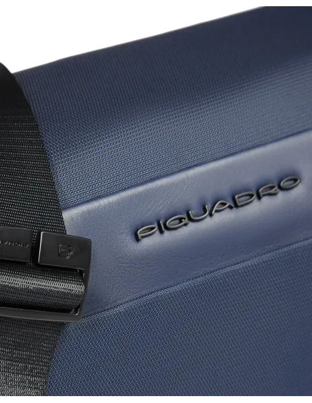 Messenger porta PC 15,6 pelle e tessuto Piquadro Wollem, blu