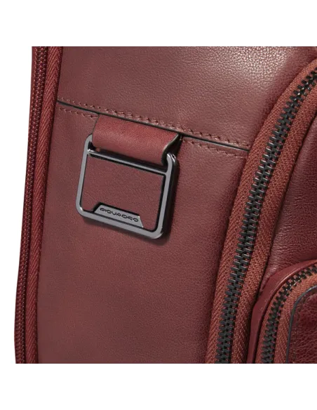 Zaino uomo personalizzabile in pelle porta pc da 15,6 Piquadro Philip, marrone