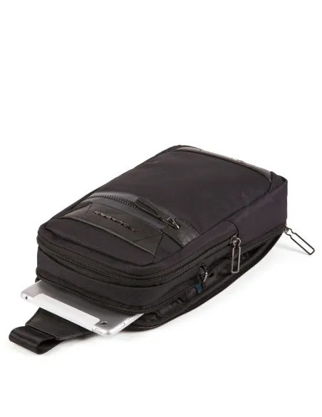 Mono sling bag Piquadro Trakai, black