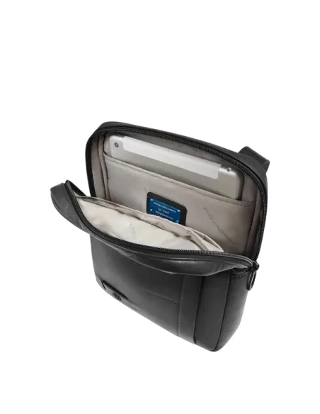 Piquadro Russel Herren Leder Umhängetasche mit iPad-Fach und RFID, schwarz