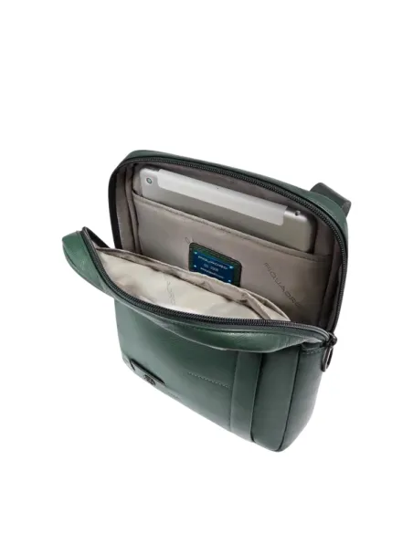 Borsello per iPad ® 11 in pelle Piquadro Russel, verde