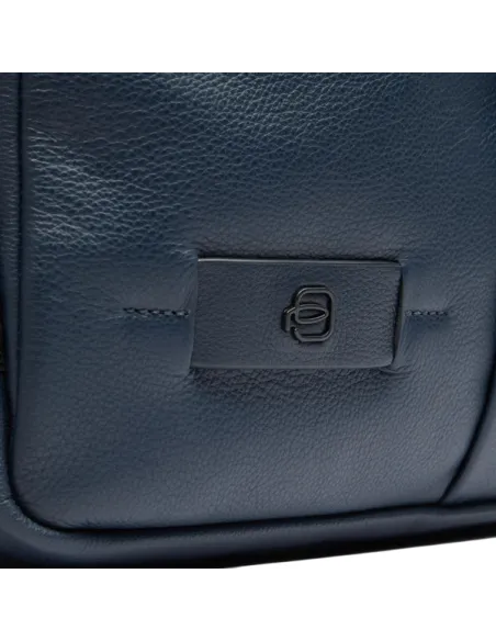 Zaino uomo piccolo porta pc da 13 con sistema di sicurezza antifurto, Piquadro Russel, blu