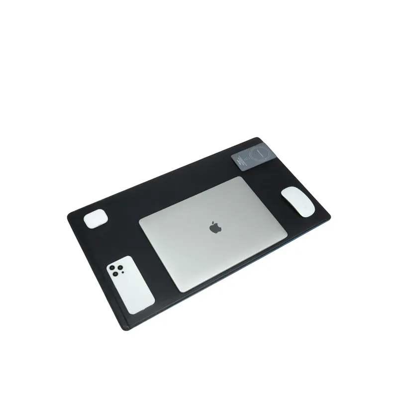 Piquadro Leather Desk Pad, Elegant Office Accessory, black 2