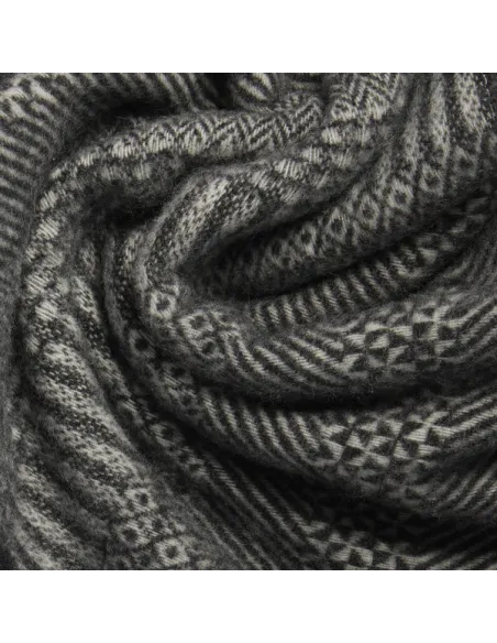 Piquadro men's scarf in pure wool, grey