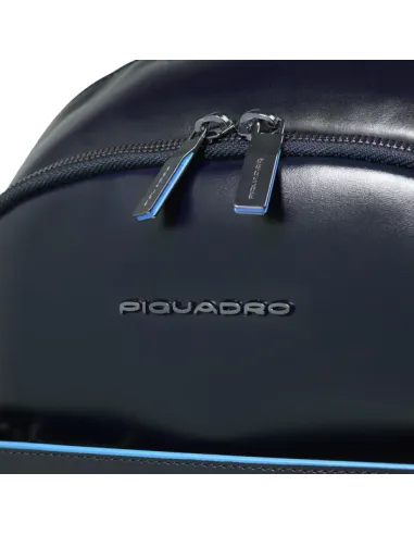 ca3214b2 zaino piquadro blu dettagli