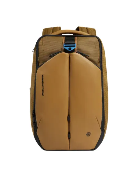 Zaino da viaggio porta PC da 15,6 in  tessuto e pelle vegana Piquadro, miele