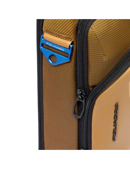 Piquadro PQ-Earth Umhängetasche/Rucksack, hellbraun