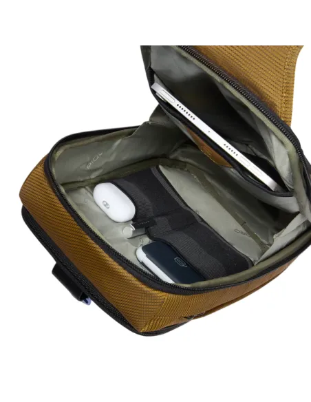 Piquadro PQ-Earth Umhängetasche/Rucksack, hellbraun