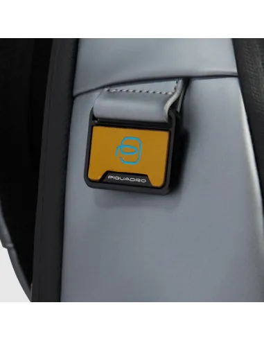 Piquadro C2OW 15,6"...