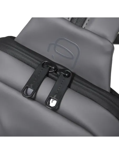 Piquadro C2OW Umhängetasche/Rucksack, grau