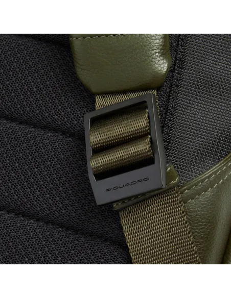 Piquadro Russel Leder-Rucksack klein Laptop & iPad-Fach, grün2