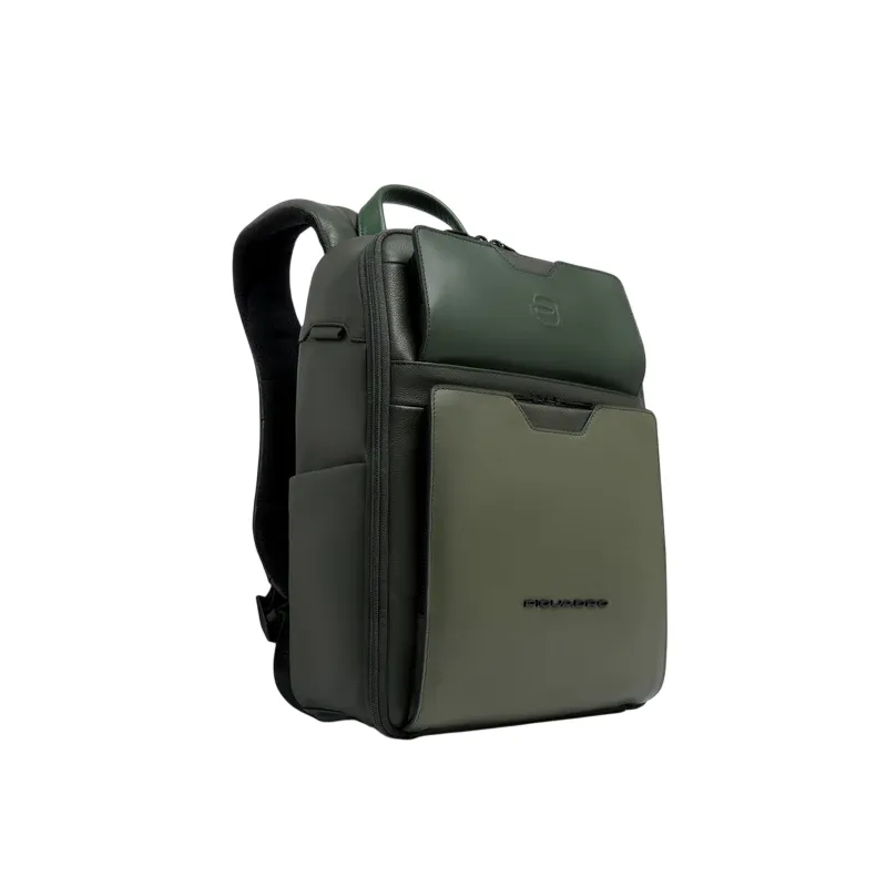 Zaino da viaggio piccolo in pelle porta pc da 13 e iPad®... 2