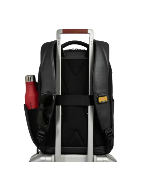 Piquadro Ael leather travel backpack with 15,6 laptop compartment, black