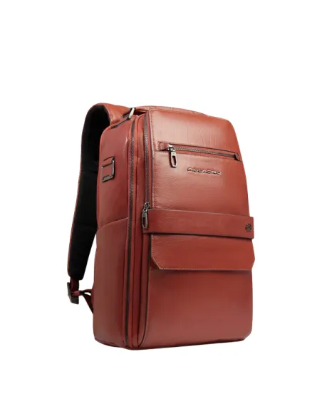 Piquadro Solm leather travel backpack with 14 laptop compartment, brown