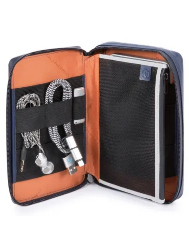 Piquadro Zip-around travel cable...