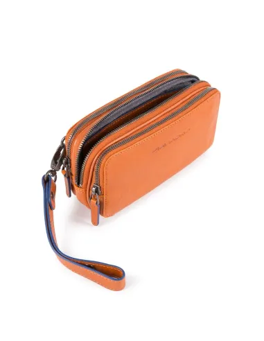 Three-compartment leather pouch B2...