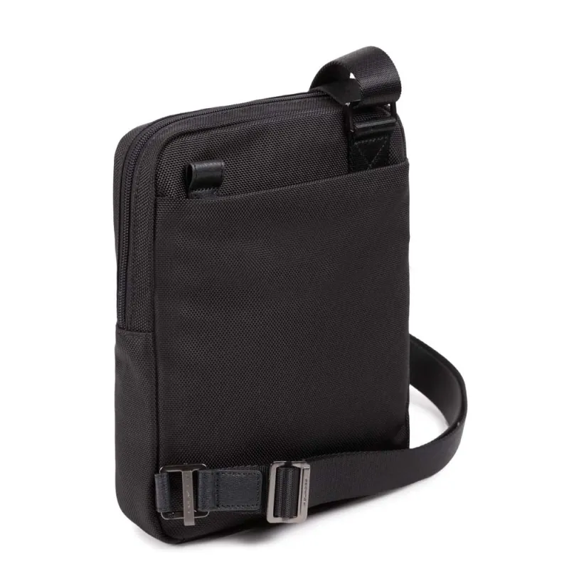 Piquadro Tasche aus regeneriertem Stoff und Leder Schwarz 2