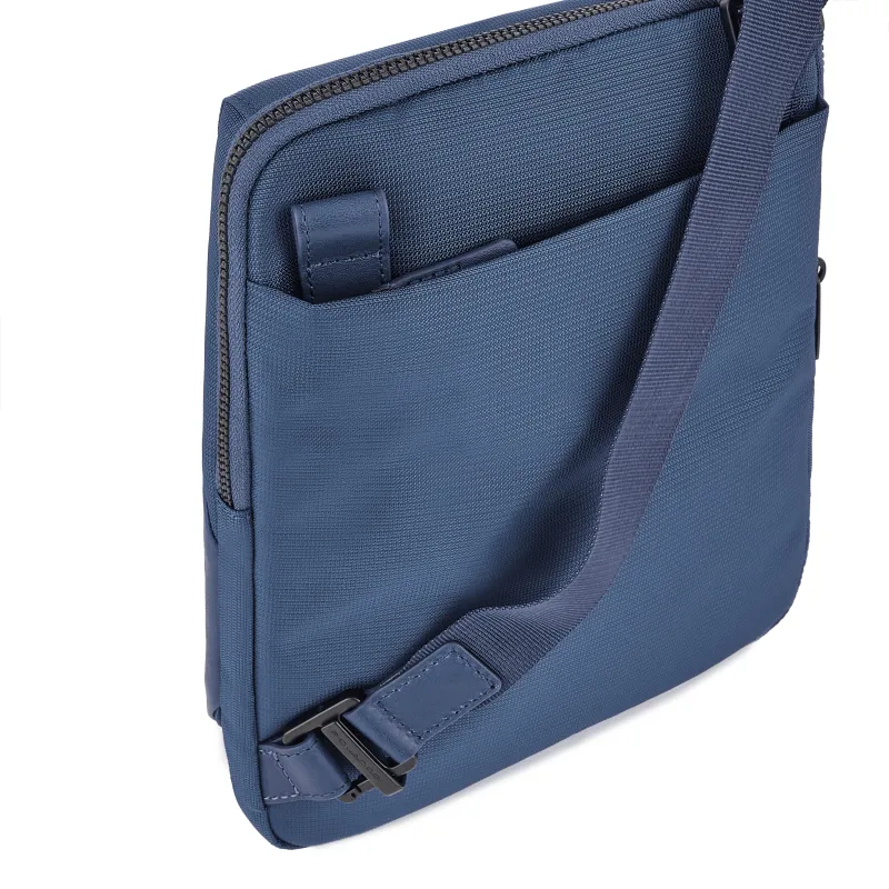 Borsello porta iPad® in tessuto riciclato e pelle Woody... 2