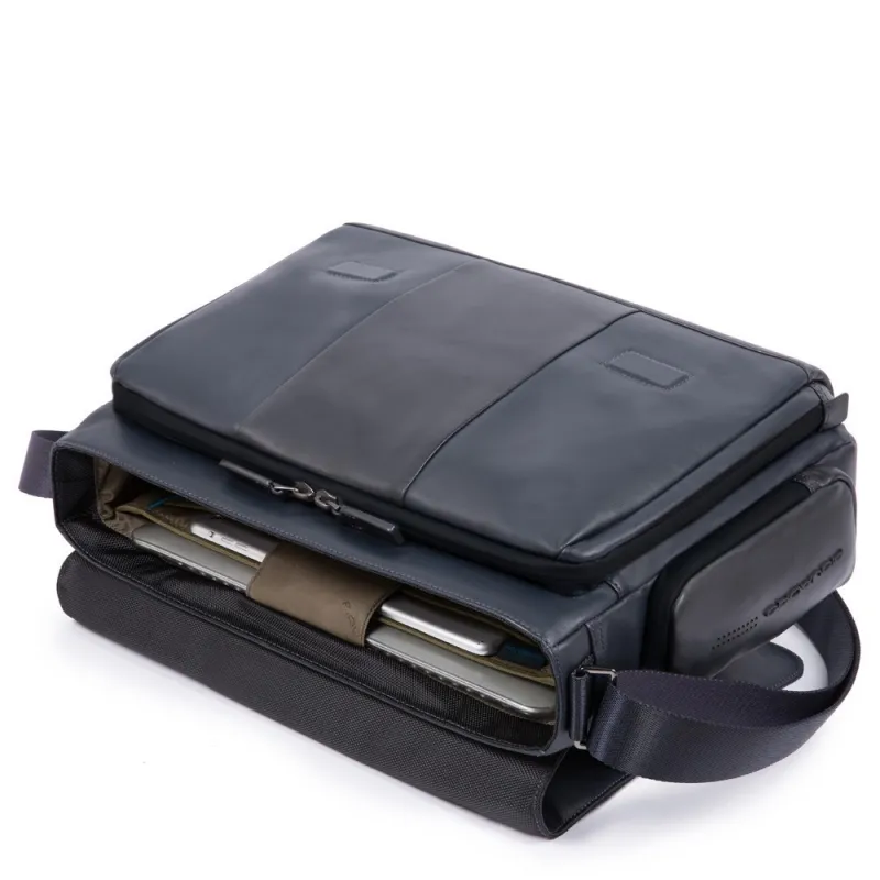 Laptop messenger with iPad® compartment Urban 2