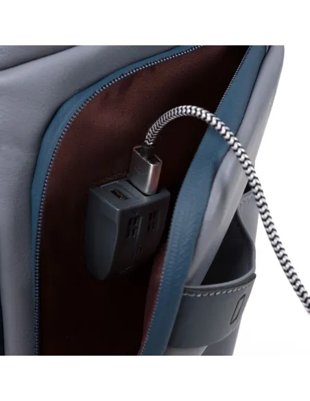 Fast-Check-Rucksack mit USB und Micro-USB-Platte CA4550UB00BM
