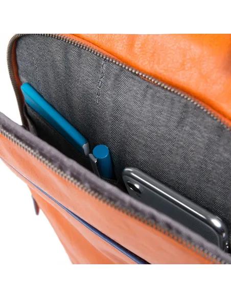 Piquadro B2 Special 15,6" Computer-Rucksack Orange