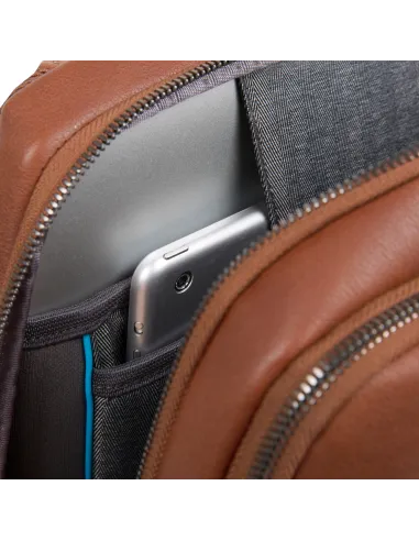 Laptop backpack with two compartments B3