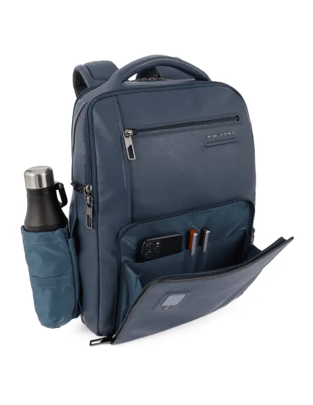 Personalizable computer backpack with anti-theft cable Akron