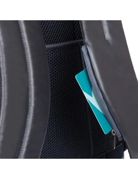 Piquadro Urban Laptop- und iPad Rucksack mit Diebstahlsicherung