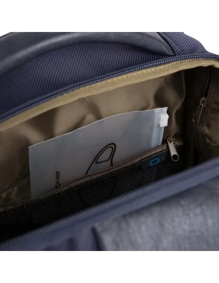 Piquadro Fast-Check-Rucksack mit USB und Micro-USB-Platte