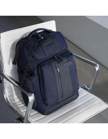 Piquadro Fast-Check-Rucksack mit USB und Micro-USB-Platte
