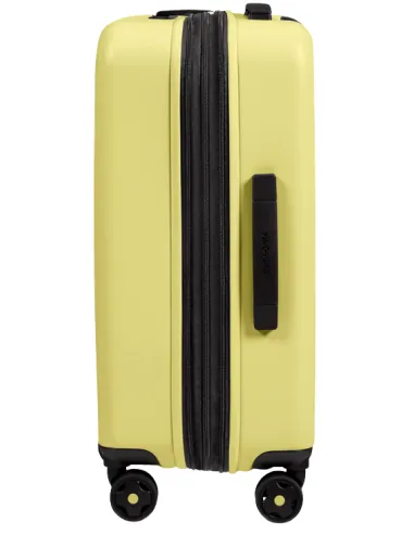 Samsonite Stackd Expandable cabin...