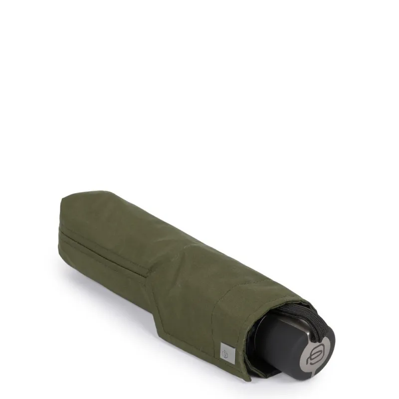 Ombrello Piquadro verde con struttura antivento